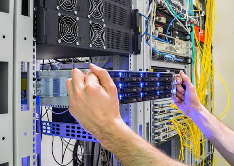 Commissioned data centre delivered by CoreLink Networks